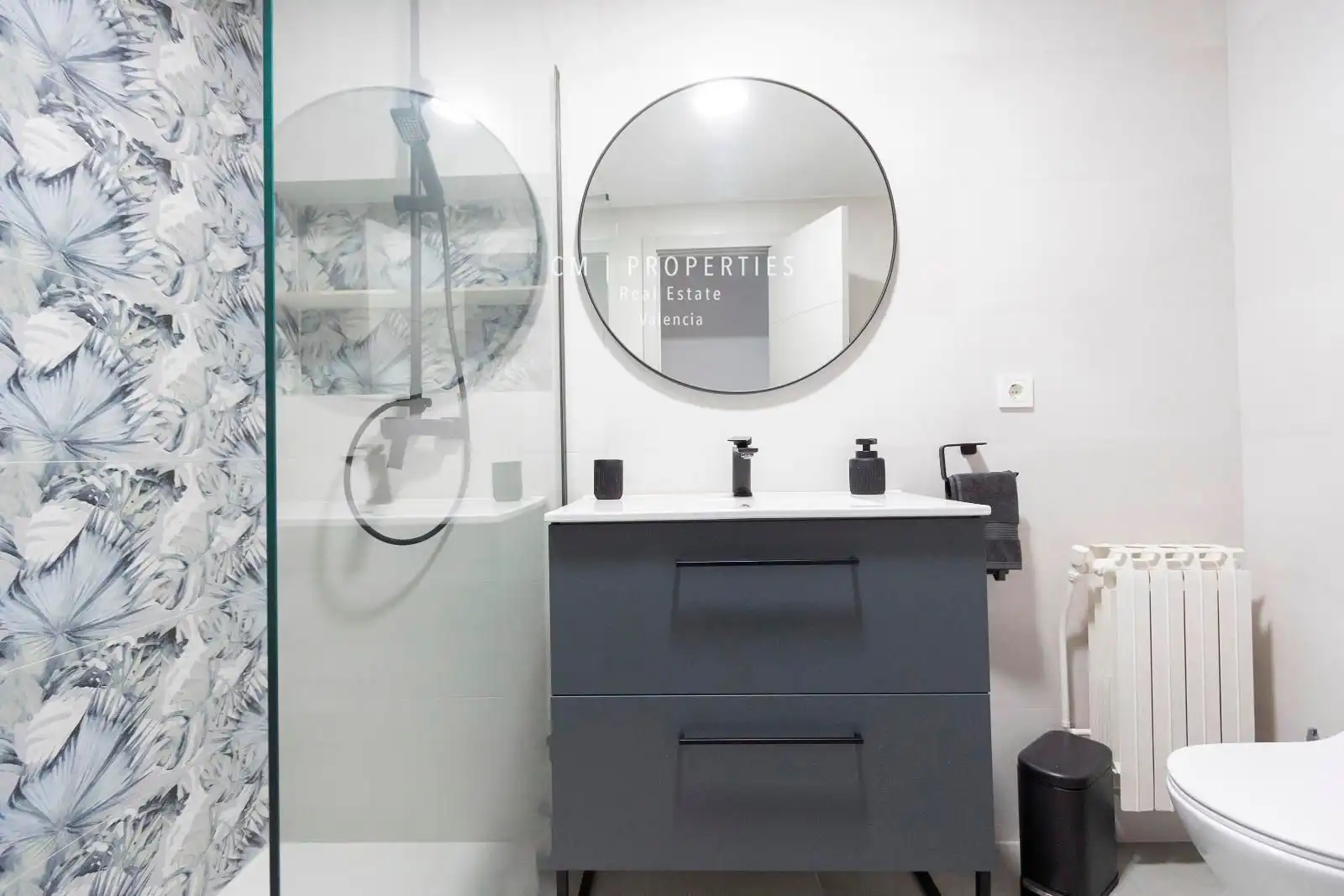 Baño de Casa o chalet en venta en Paterna con Aire acondicionado, Calefacción y Piscina