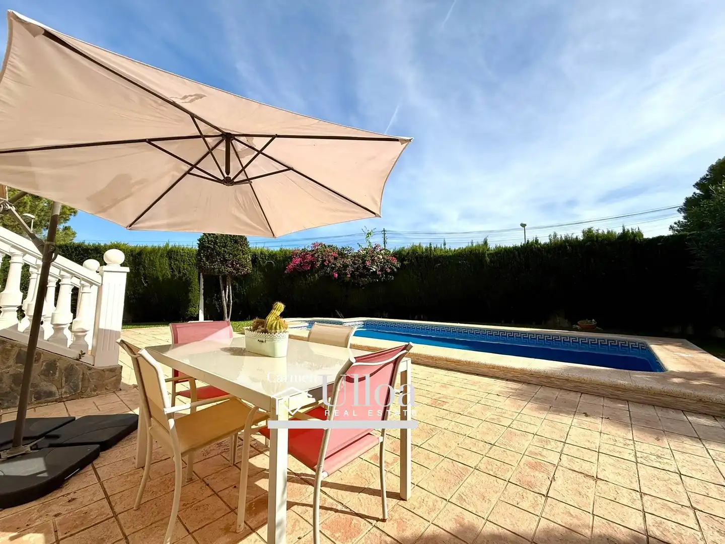 Detached house with pool for sale in Calle del Pino, imagen 3