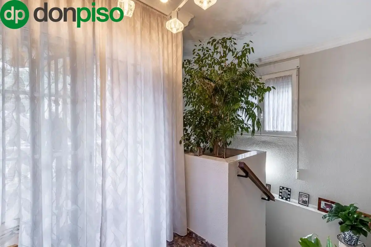 Houses for sale in Granada  with Air Conditioner, Heating and Terrace
