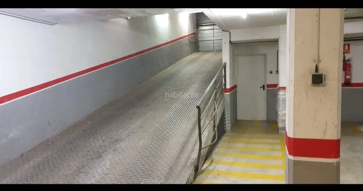 Einzelparkplatz zum Verkauf in Carrer de Rafael Casanova 5, imagen 5
