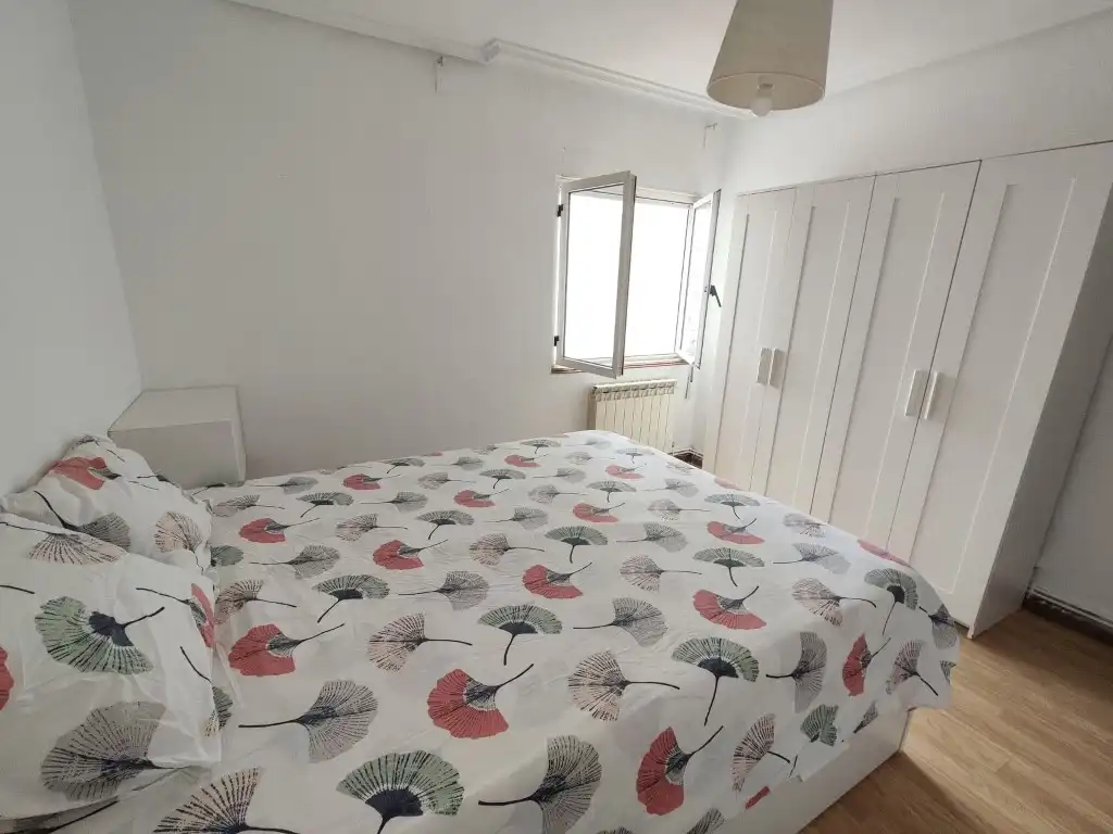Habitación de Piso en venta en Avilés