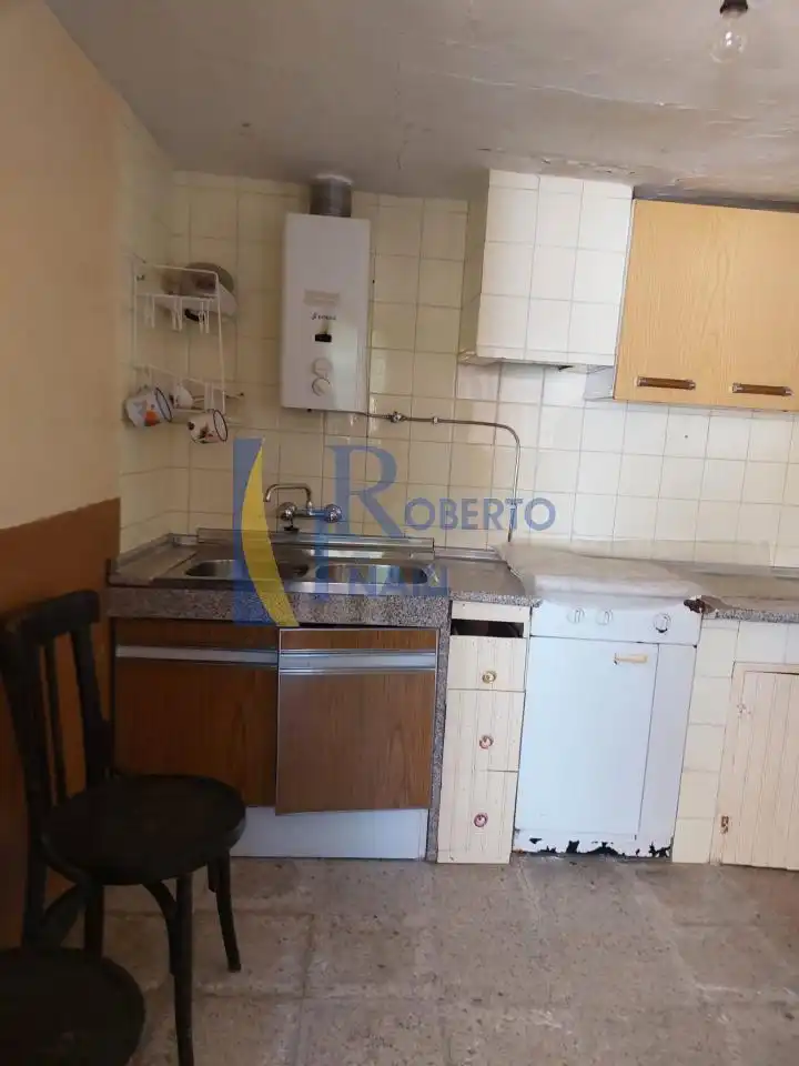 Cuina de Casa o xalet en venda en Villabraz amb Jardí privat