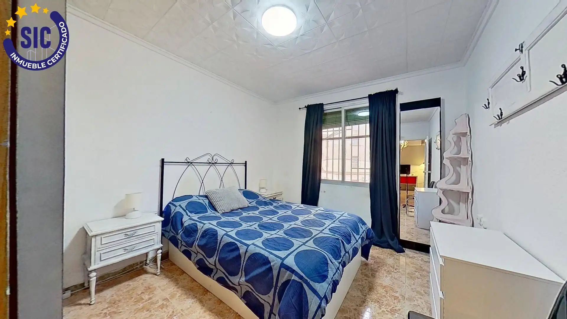 Habitación de Piso en venta en Valencia con Calefacción