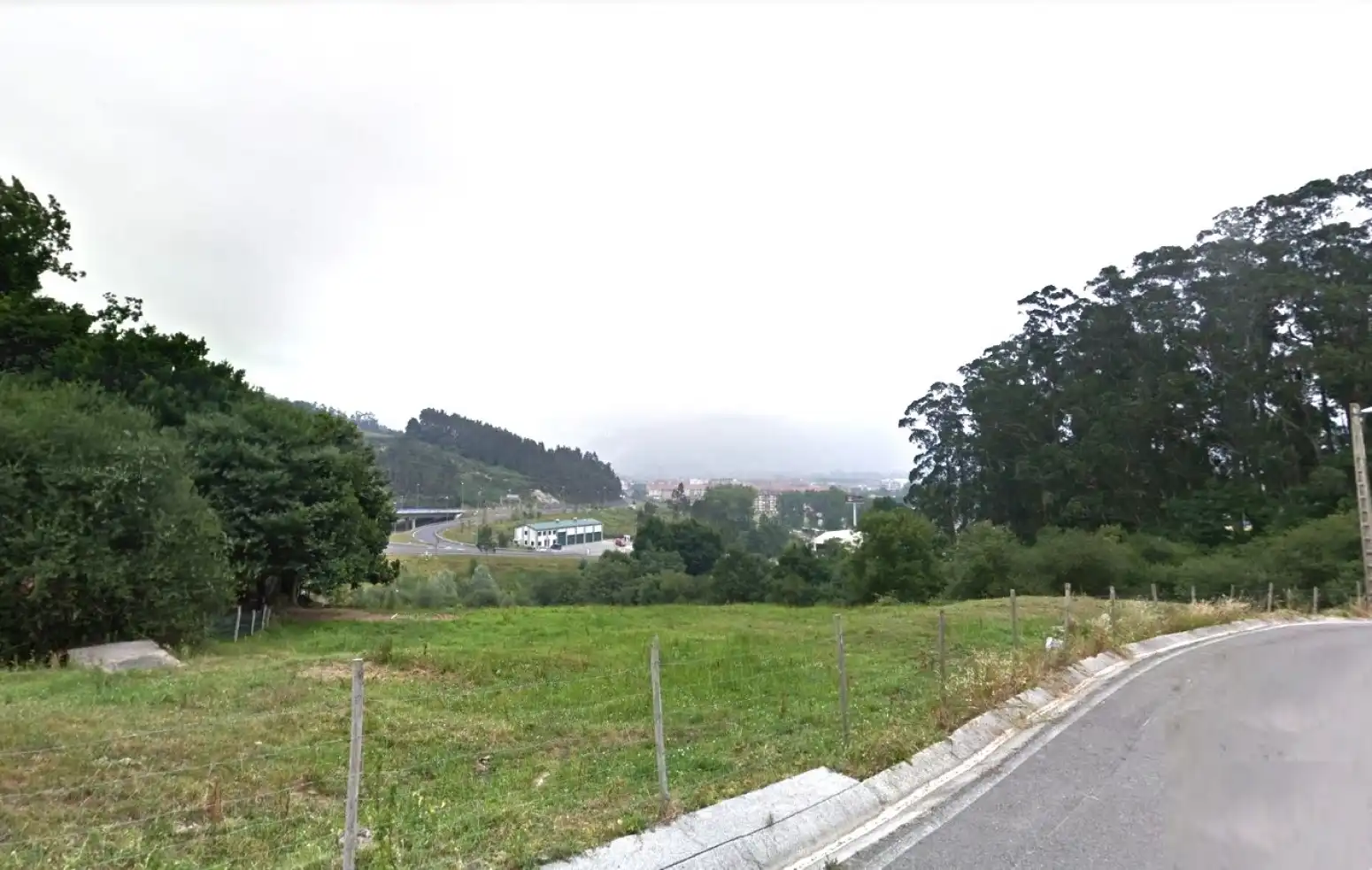 Terreno rustico in vendita a Los Corrales de Buelna - Barrio La Contrina, imagen 2