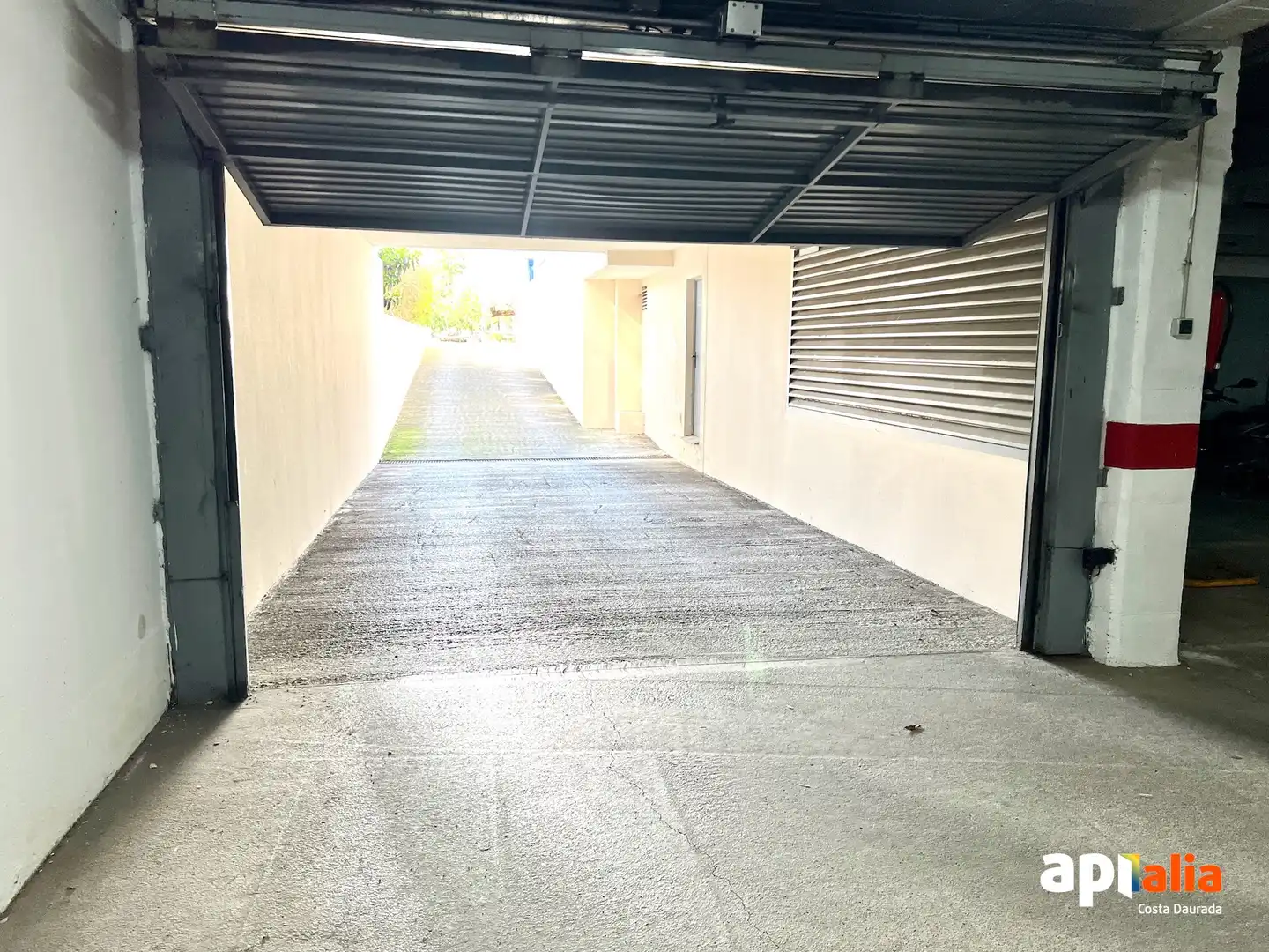 Parking de Piso en venta en Salou con Calefacción, Piscina y Horno