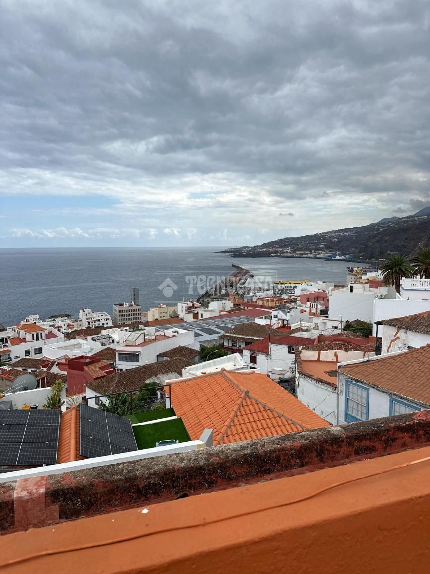 Exterior view of Single-family semi-detached for sale in Santa Cruz de la Palma