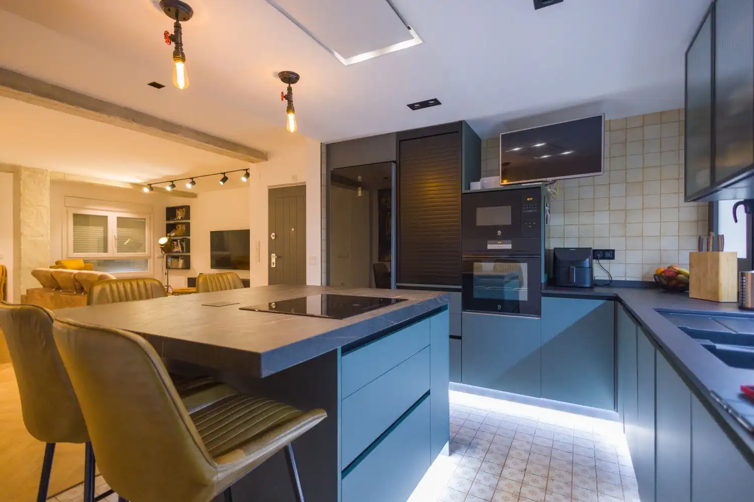 Flat for sale in OCTAVIO CUARTERO, Centro