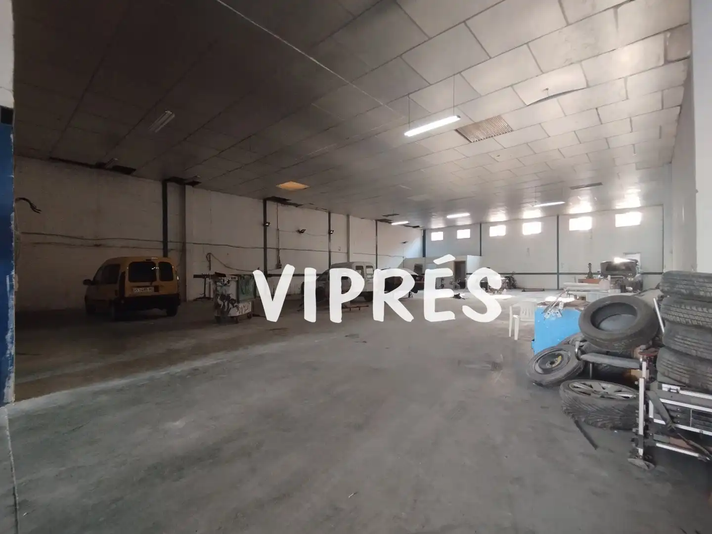 Nave industrielle à vendre à Oeste