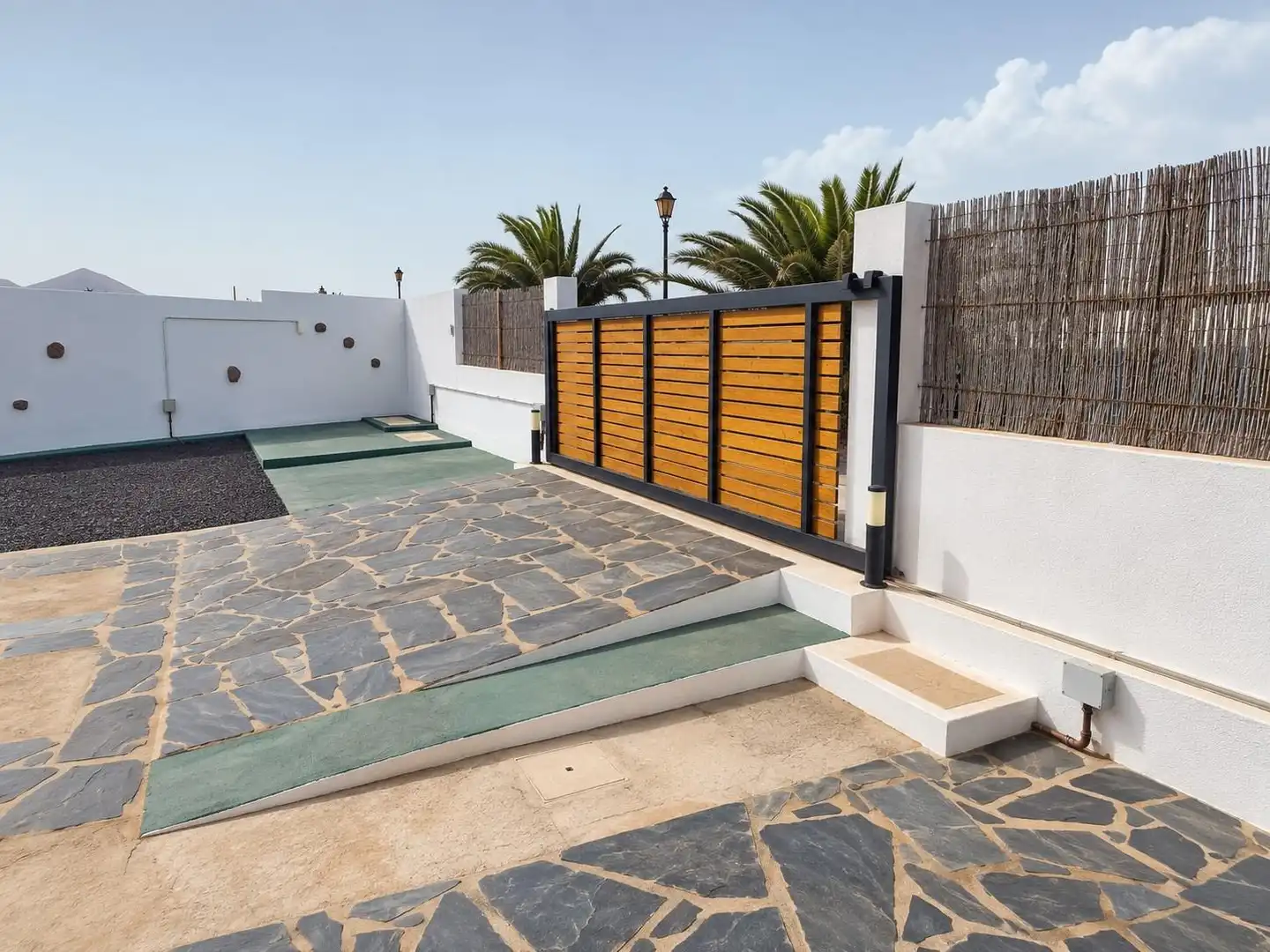 Detached house with pool for sale in CL VALDIVIA, imagen 45