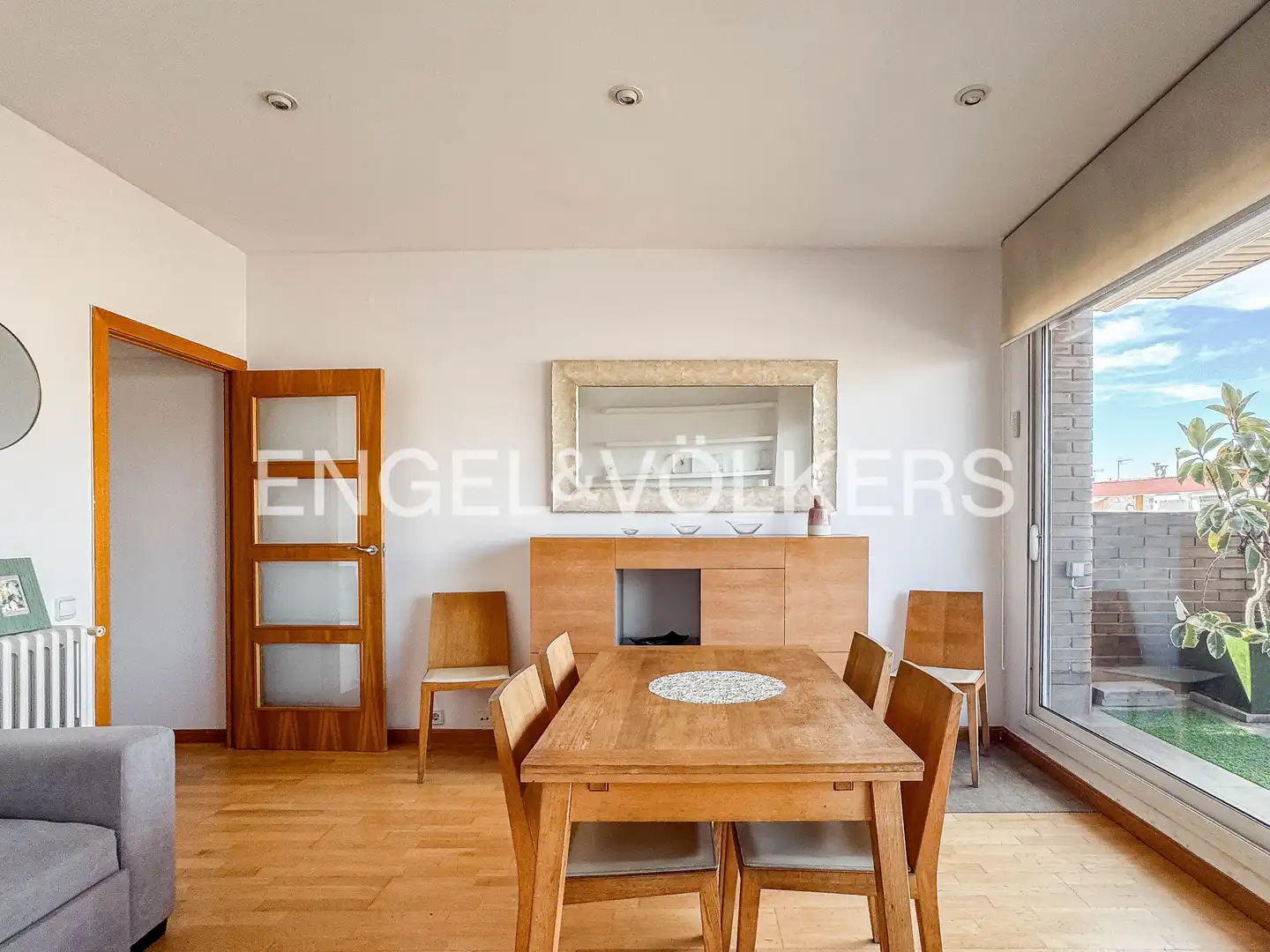Comedor de Ático de alquiler en Barcelona con Aire acondicionado, Calefacción y Parquet