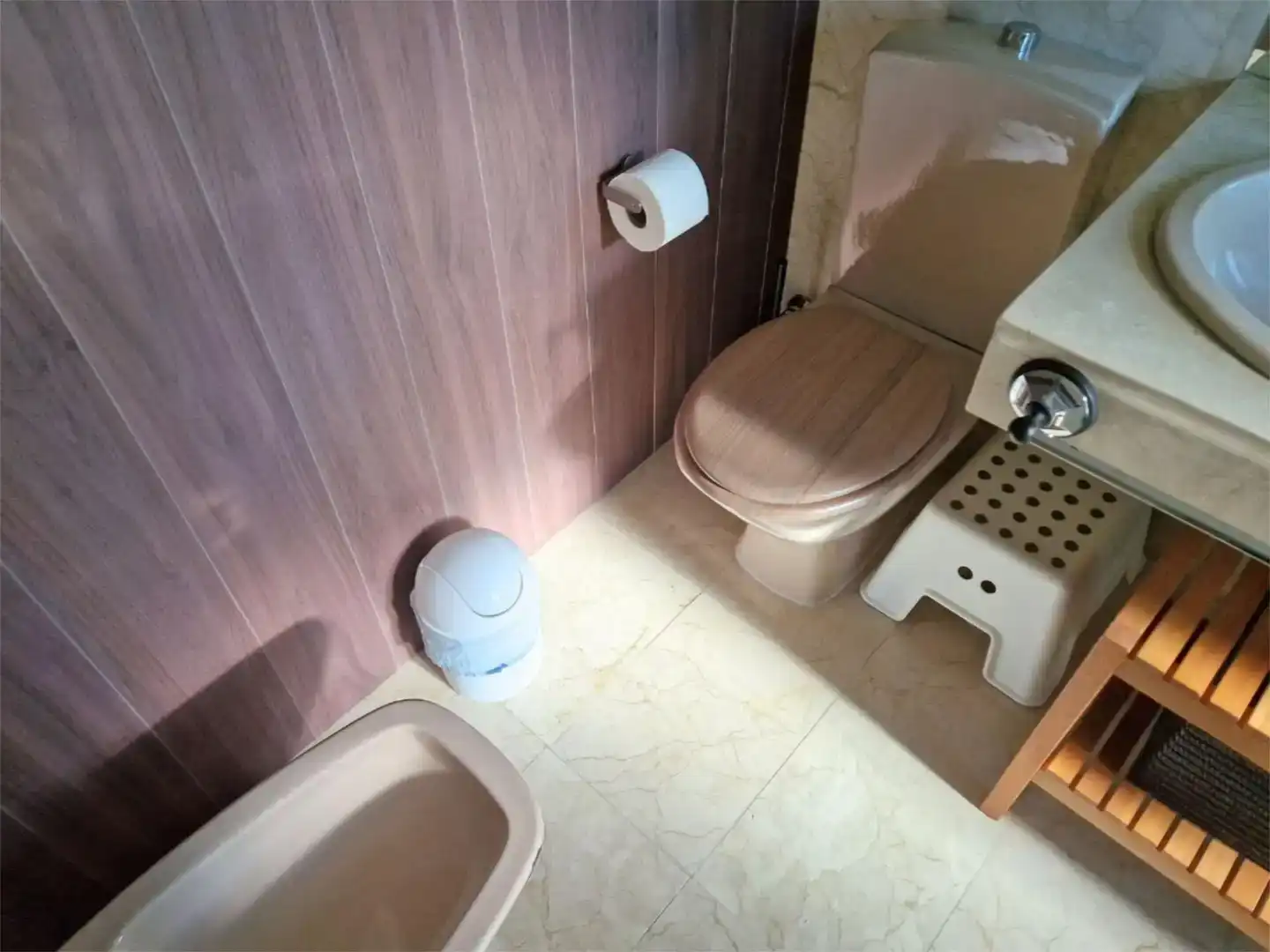 Baño de Casa o chalet para compartir en Madrid con Aire acondicionado, Jardín privado y Parquet