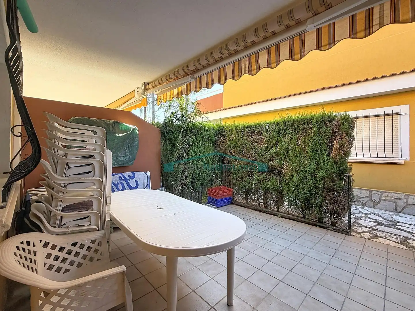 Terrassa de Casa adosada en venda en Els Poblets amb Aire condicionat, Jardí privat i Terrassa