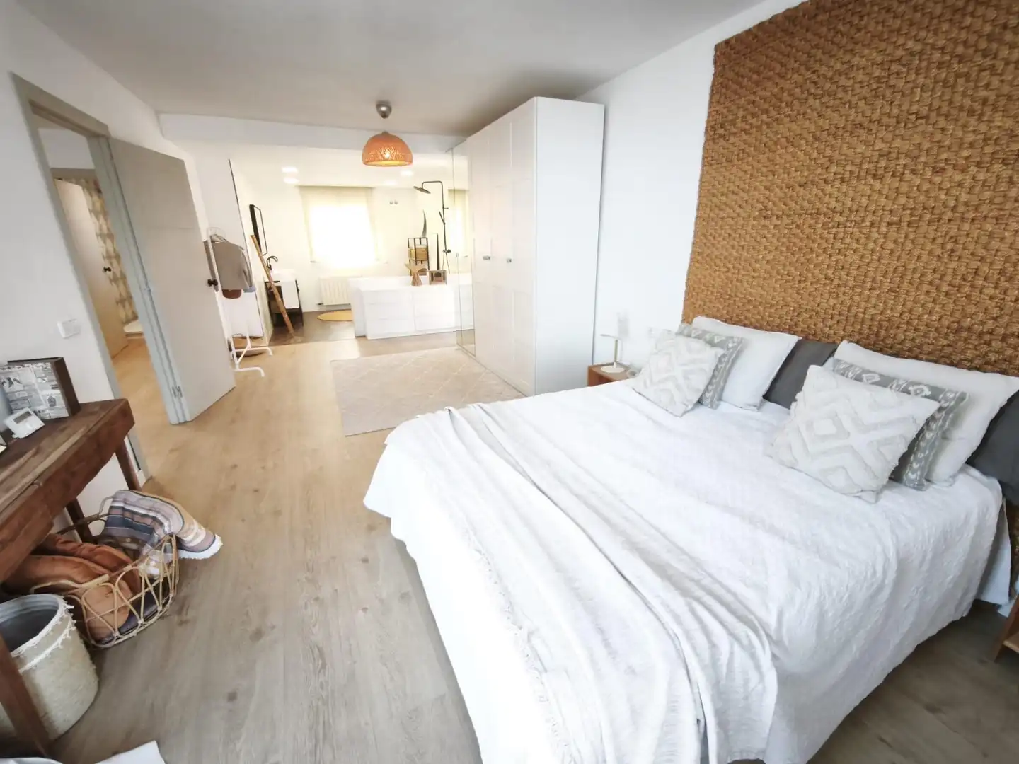 Habitación de Casa o chalet en venta en Castellar del Vallès con Calefacción, Jardín privado y Parquet