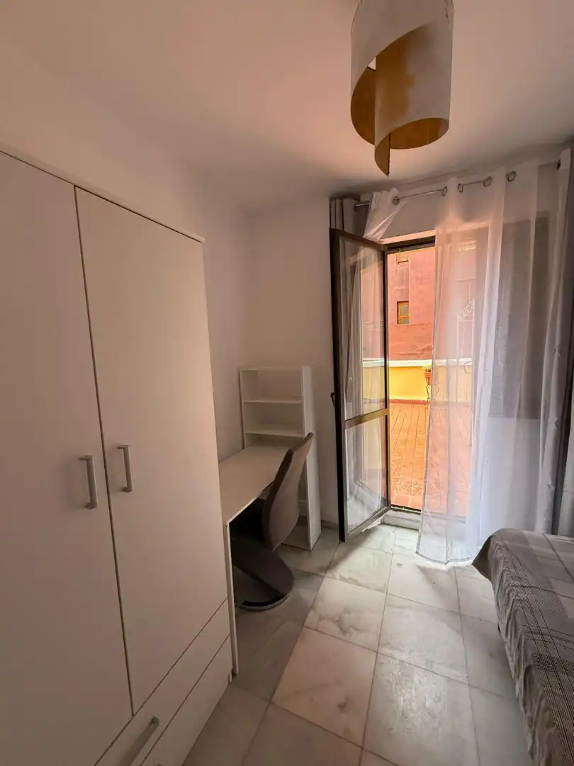 Bedroom of Flat for rent in Badajoz  with Air Conditioner, Heating and Terrace