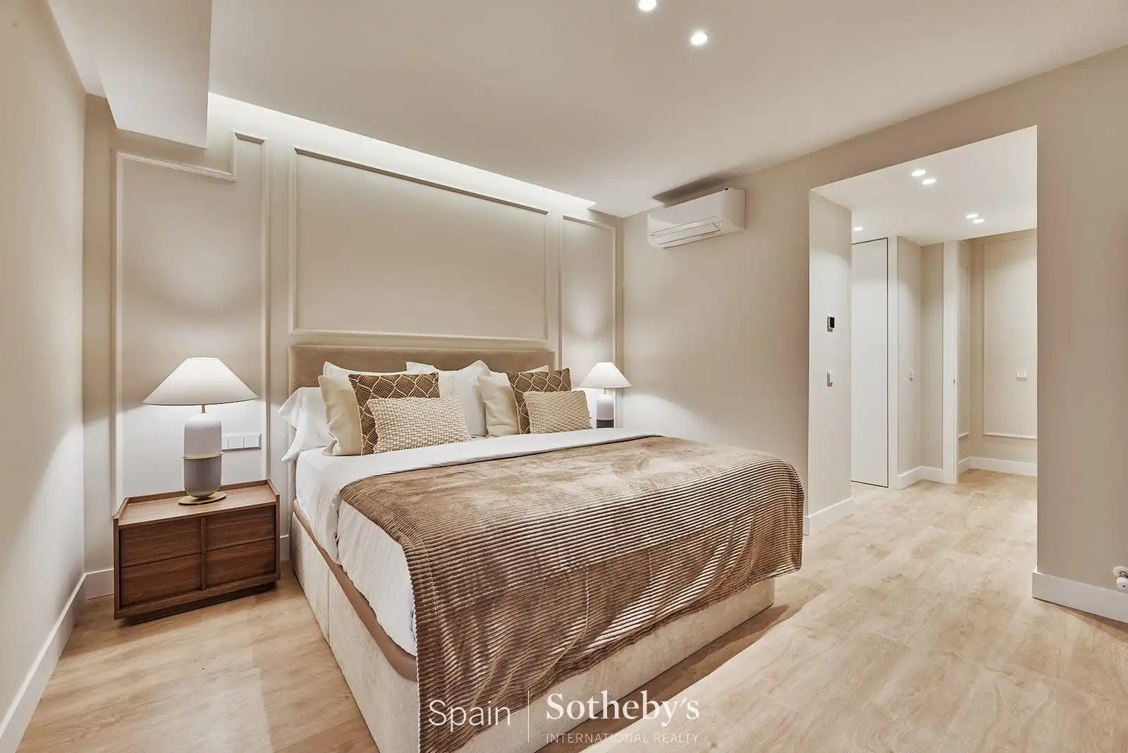 Schlafzimmer von Wohnungen zum Verkauf in Madrid mit Klimaanlage und Heizung