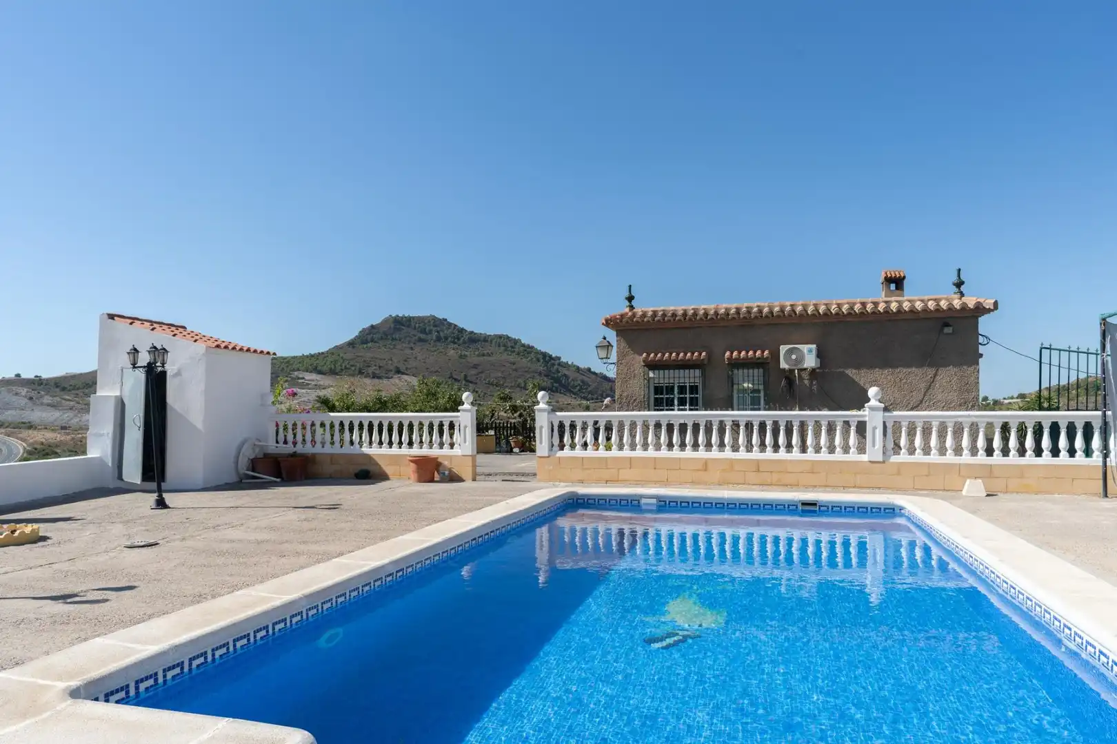 Country house with pool for sale in Barrio Barrio Gorgoracha, Escalante PLG.11, PARCELA 102