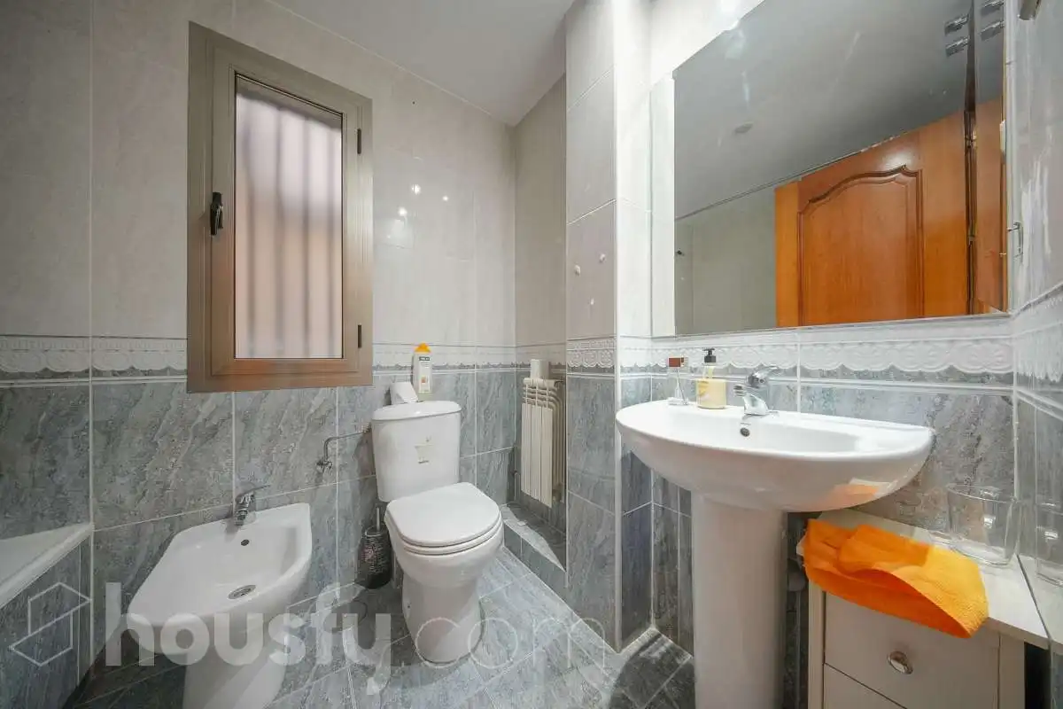 Flat for sale in Cine, Campamento