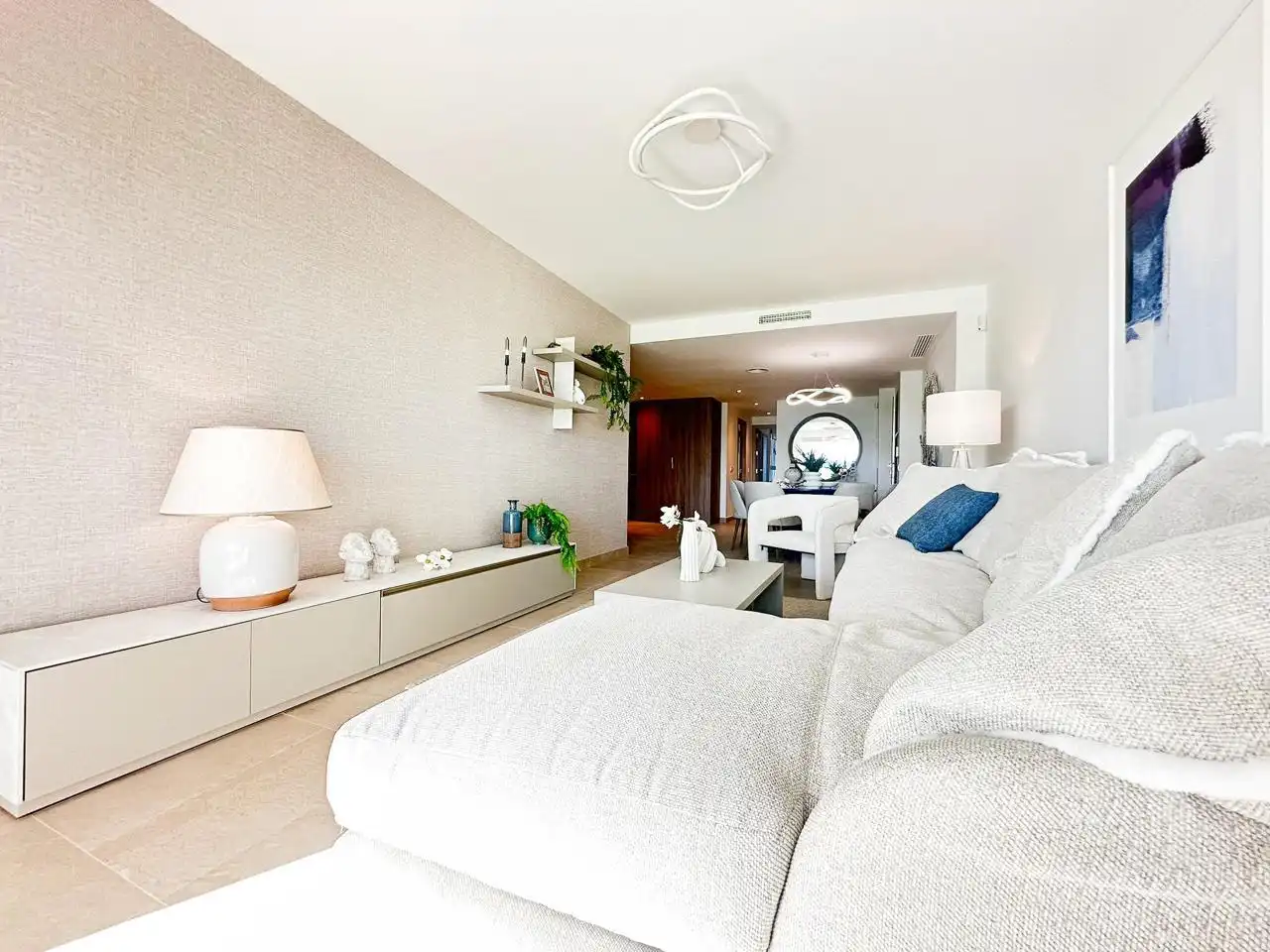 Sala d'estar de Apartament en venda en Estepona amb Aire condicionat, Calefacció i Terrassa