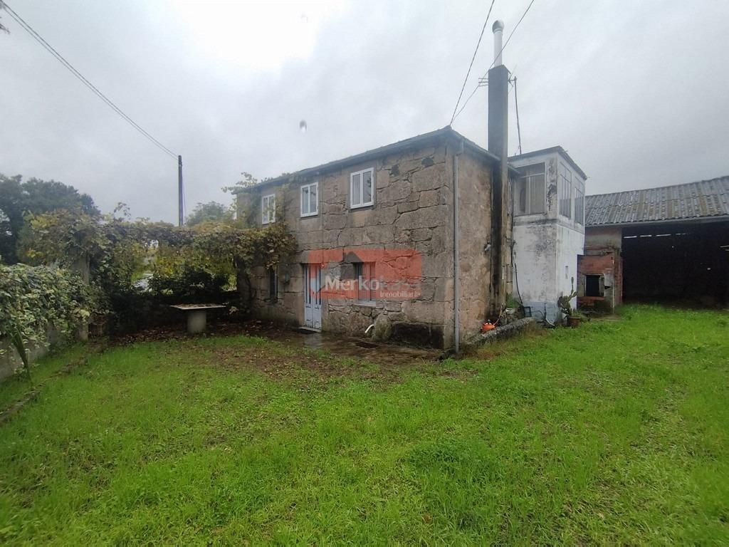 Vista exterior de Casa o xalet en venda en Sarria amb Calefacció i Jardí privat