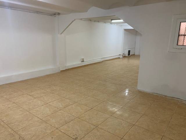 Local comercial en Alquiler en Baixada de la Plana, 33 en Horta