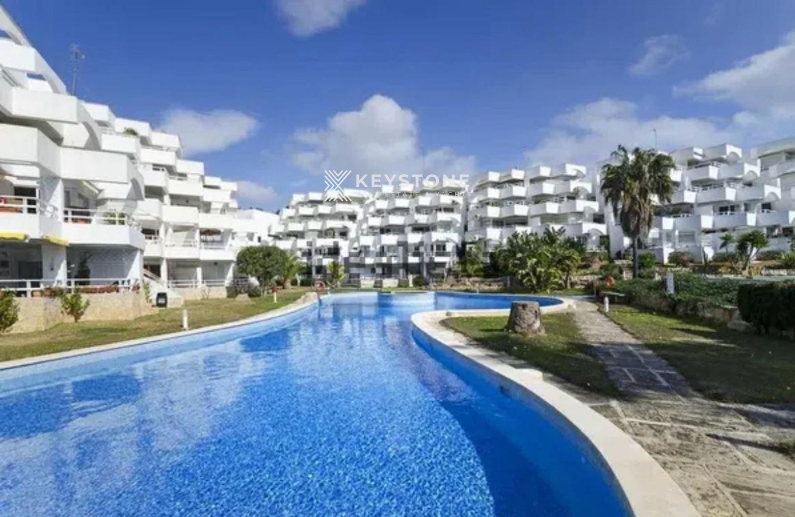 Exterior view of Flat to rent in Calvià  with Terrace, Swimming Pool and Community pool