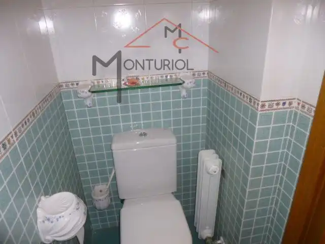 Bany de Casa adosada en venda en Sant Joan Despí amb Aire condicionat, Calefacció i Jardí privat