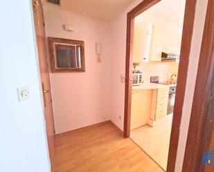 Dormitori de Apartament de lloguer en  Zaragoza Capital amb Aire condicionat, Calefacció i Moblat