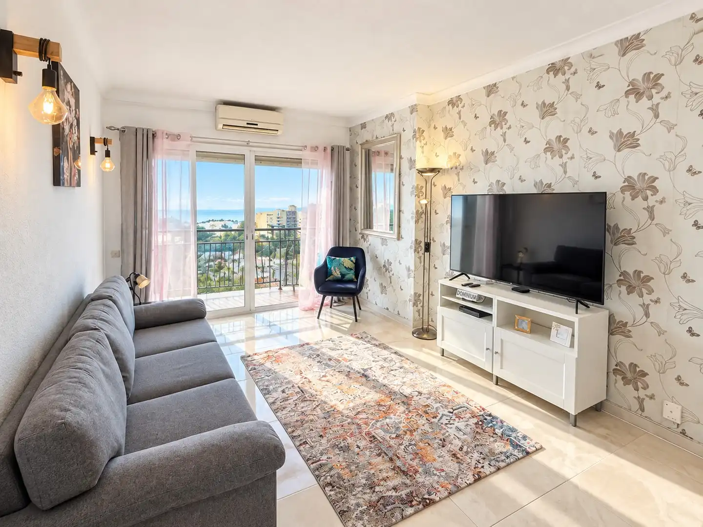 Sala d'estar de Apartament en venda en El Pinillo 