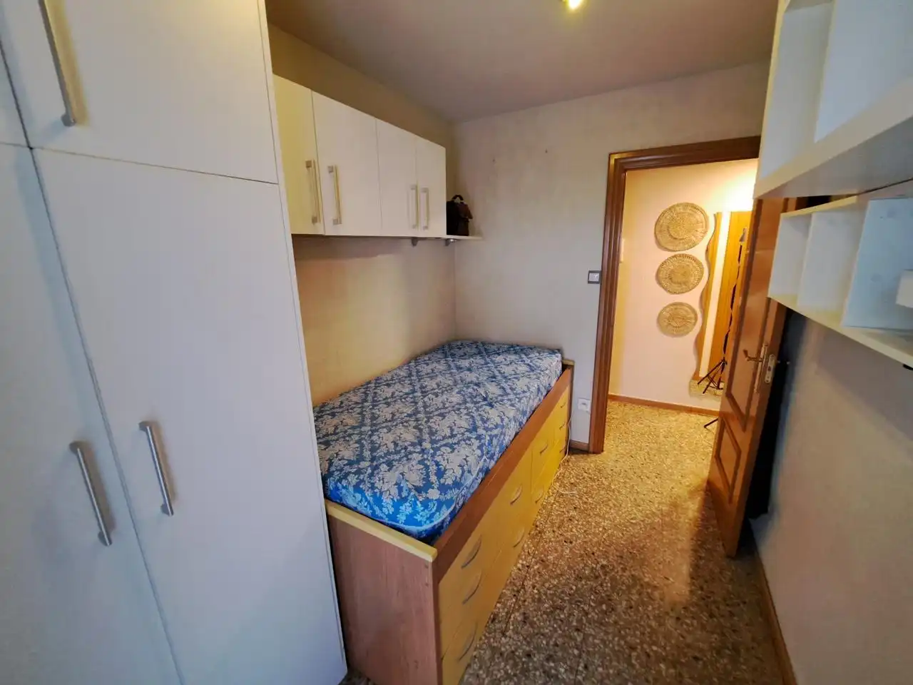 Bedroom of Flat for sale in Zaragoza  with Air Conditioner