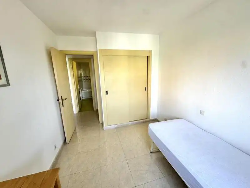 Bedroom of Flat for sale in Torrejón de Ardoz  with Heating, Terrace and Swimming Pool