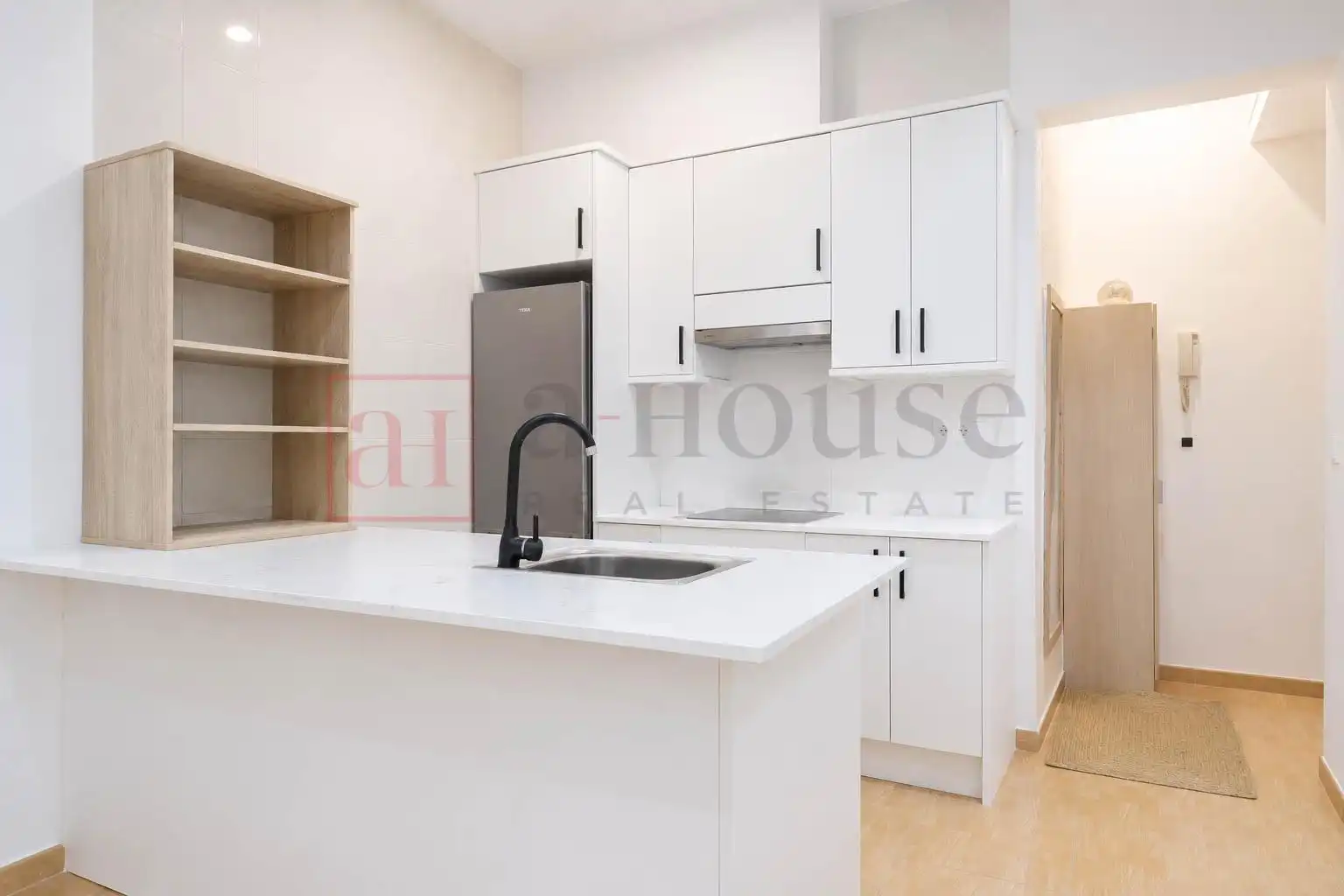 Cocina de Planta baja en venta en Madrid con Calefacción