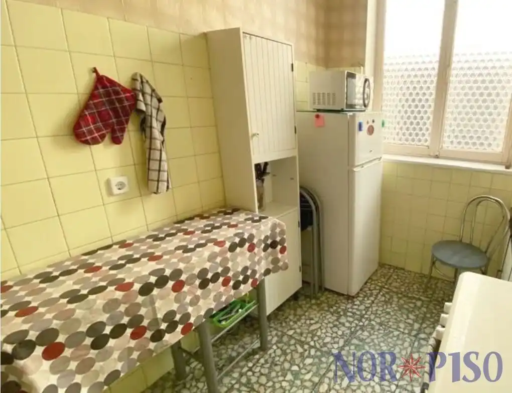 Cuina de Pis de lloguer en Bilbao  amb Calefacció i Balcó