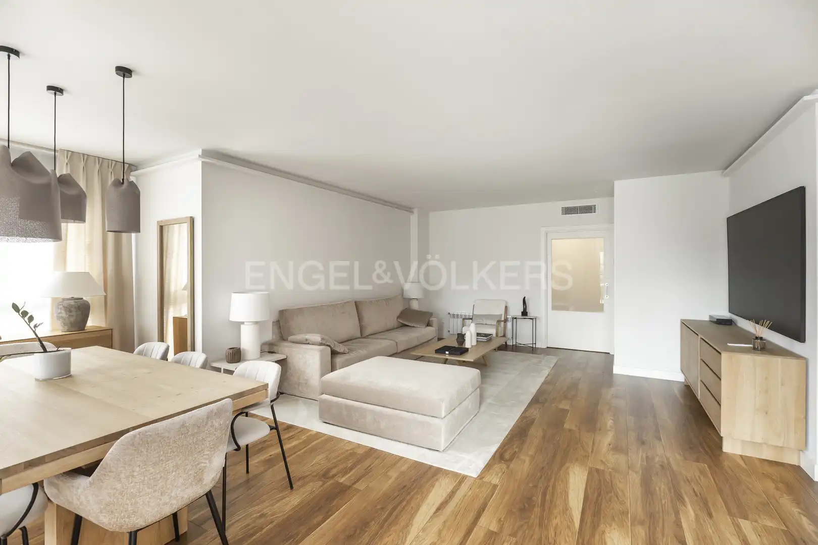 Living room of Flat for rent in La Moraleja  with Air Conditioner, Heating and Private garden