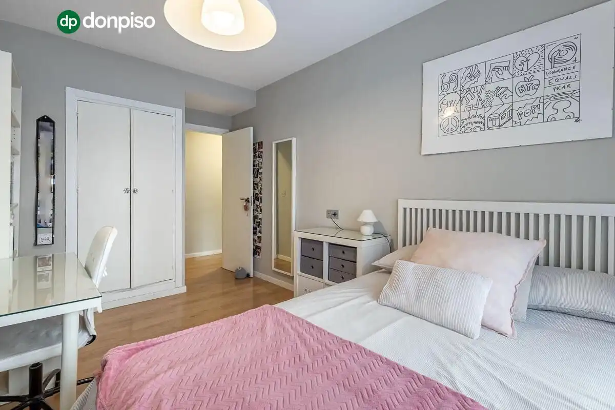 Habitación de Piso en venta en Genil