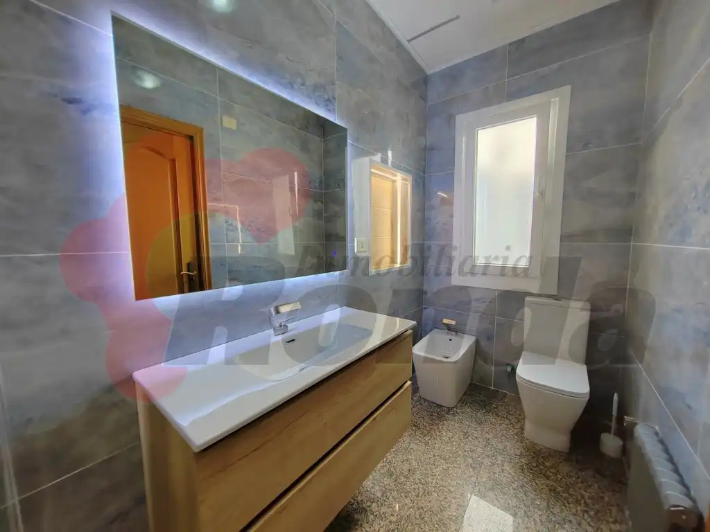 Baño de Piso en venta en Lugo con Trastero y Amueblado