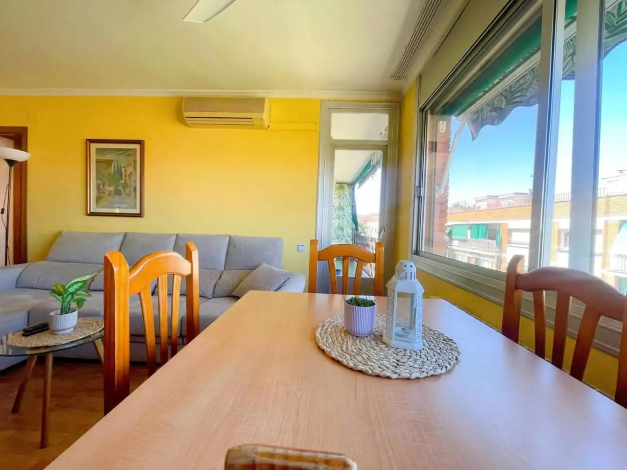 Comedor de Piso en venta en Cerdanyola del Vallès con Aire acondicionado, Calefacción y Parquet
