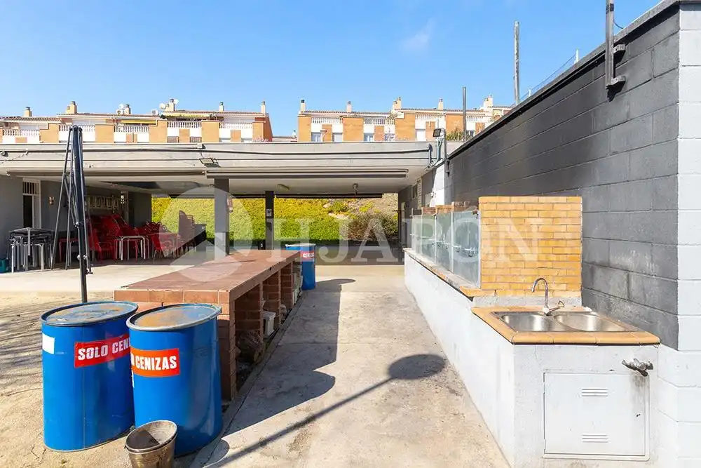 Terrassa de Àtic en venda en Montgat amb Aire condicionat, Calefacció i Terrassa