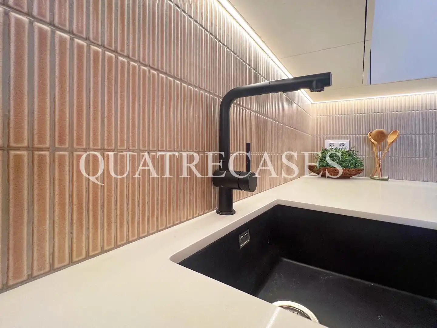 Cocina de Piso en venta en Barcelona con Aire acondicionado, Calefacción y Amueblado