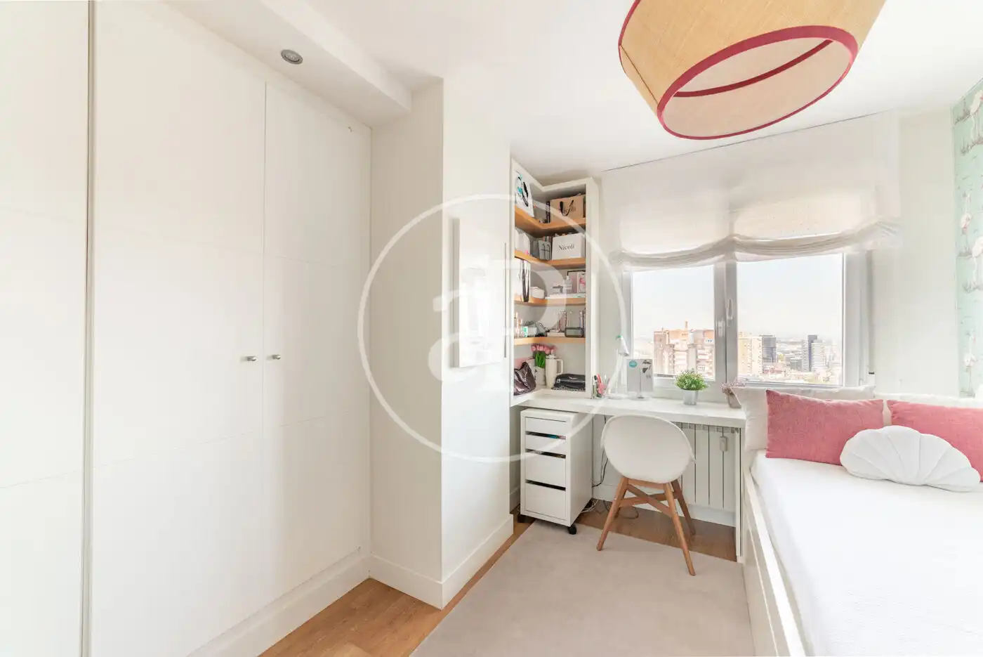 Habitación de Ático en venta en Madrid con Aire acondicionado, Calefacción y Jardín privado