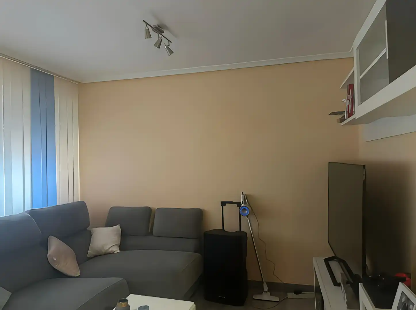 Wohnzimmer von Wohnung zum Verkauf in Vitoria - Gasteiz mit Heizung, Parkett und Abstellraum