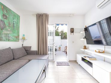 Bungalow amb piscina en venda a Calle Einstein 34