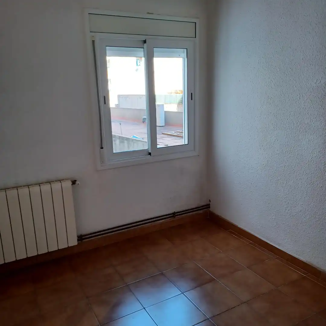 Habitación de Piso en venta en Terrassa con Terraza y Balcón
