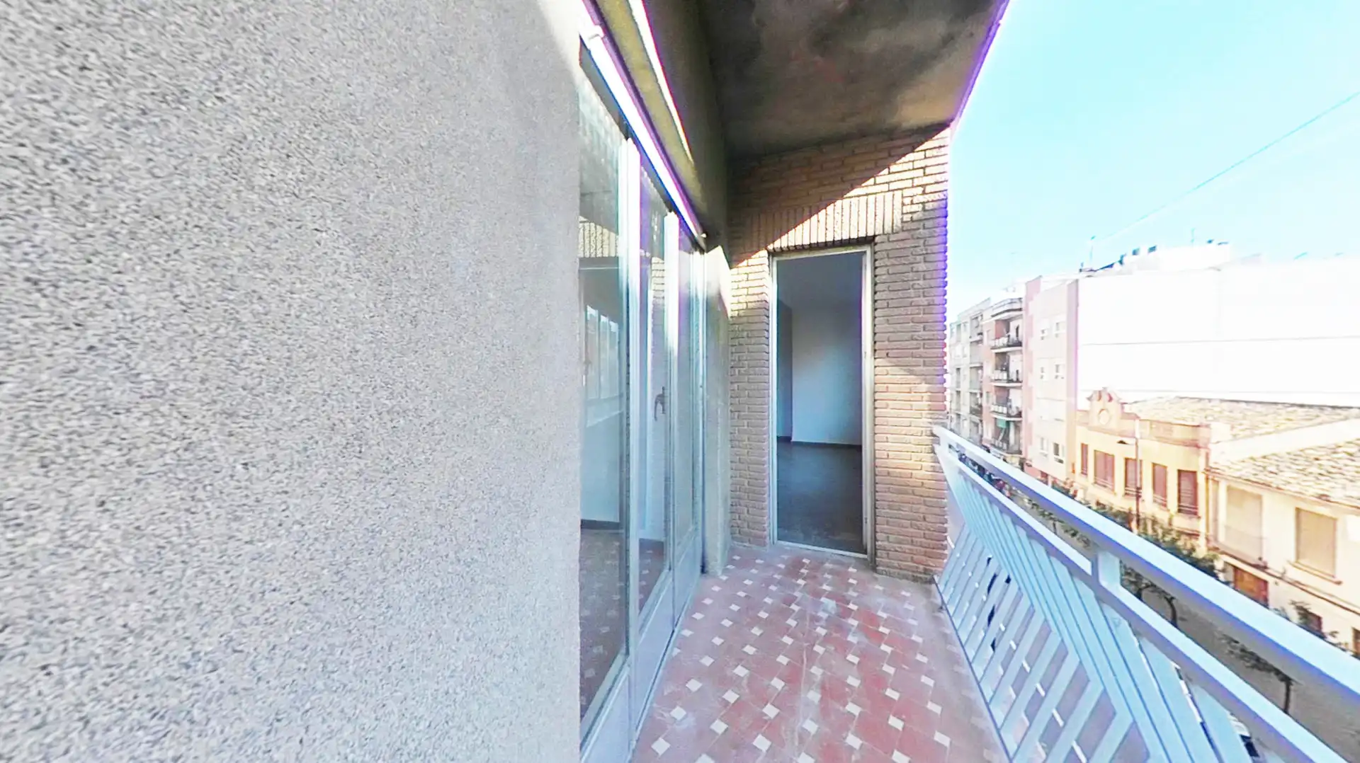 Piso en venta en C/ Gomez Ferrer, Zona La Ermita