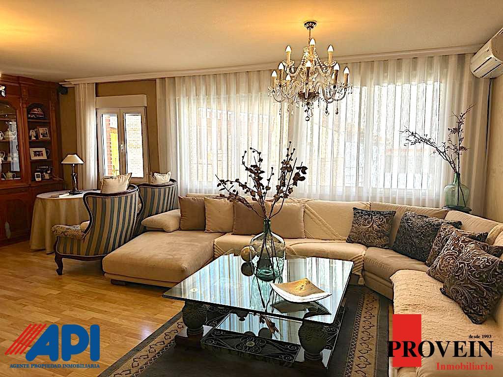 Living room of Duplex for sale in Santa Cruz del Retamar  with Air Conditioner, Parquet flooring and Terrace
