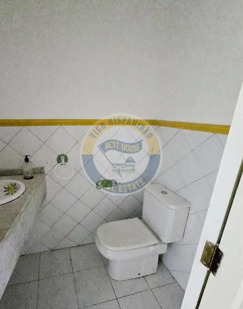 Local comercial en venta en Calle del Pintor Laxeiro, imagen 12