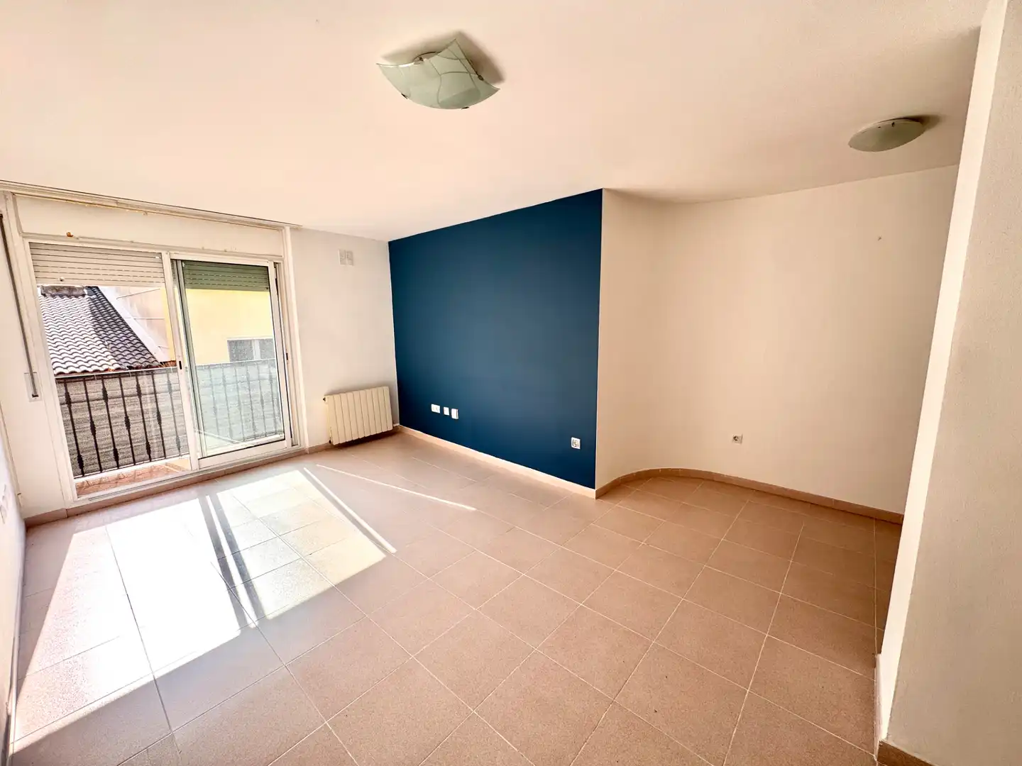 Sala de estar de Piso en venta en Arenys de Munt con Aire acondicionado, Calefacción y Horno