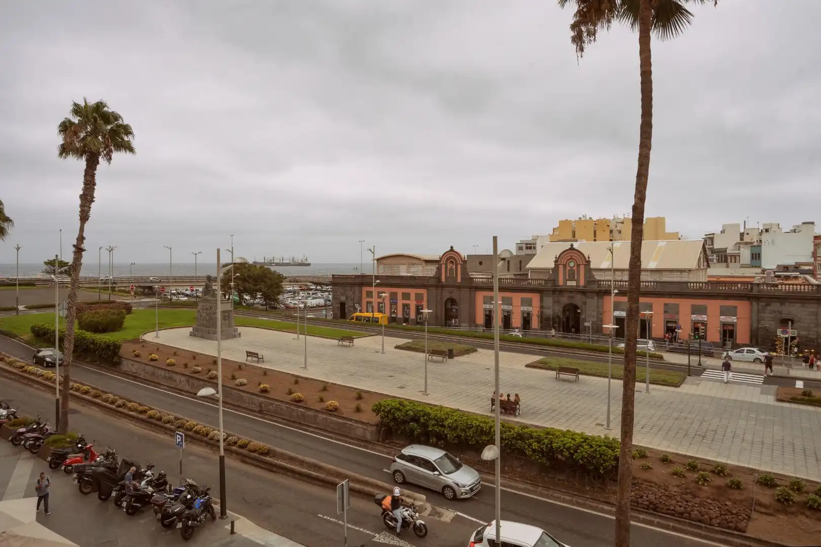 Vista exterior de Apartamento en venta en Las Palmas de Gran Canaria con Aire acondicionado, Parquet y Trastero