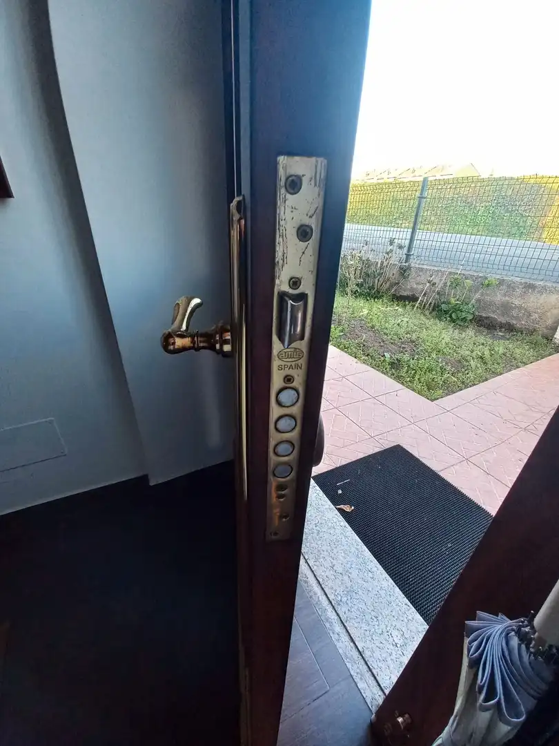 Casa o xalet en venda en Oleiros amb Parquet, Terrassa i Traster