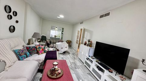 Foto 4 de Casa adosada en venta en Músico José Salazar, El Junquillo - Vistalegre, Utrera