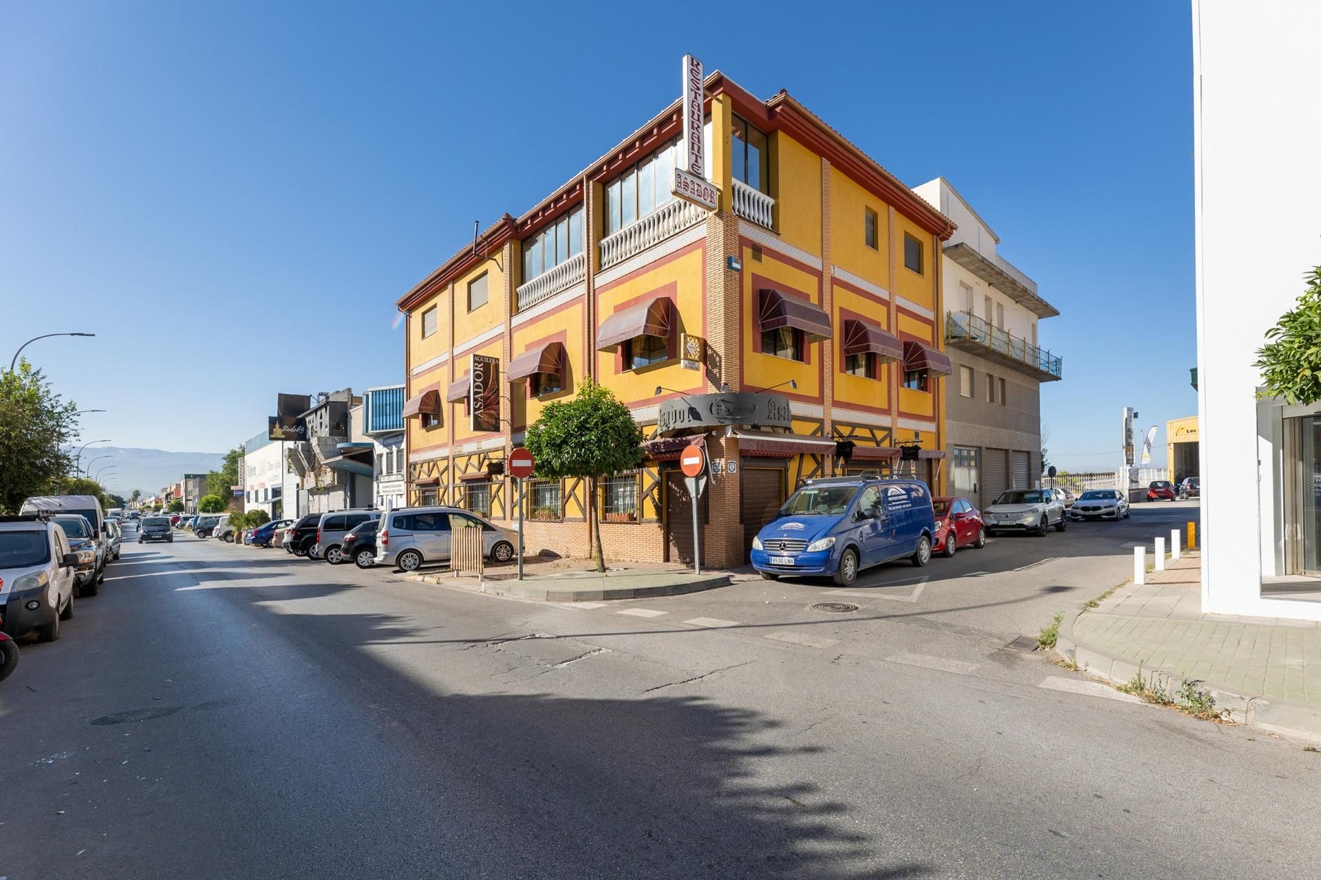 Exterior view of Building for sale in Albolote